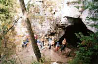 Вход в Киндерлинскую пещеру